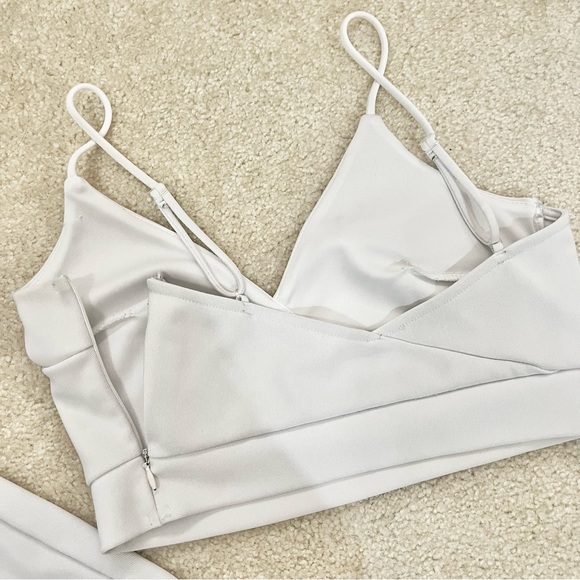 White Tank Top and Bodycon Skirt Matching Set - Picture 2 of 3